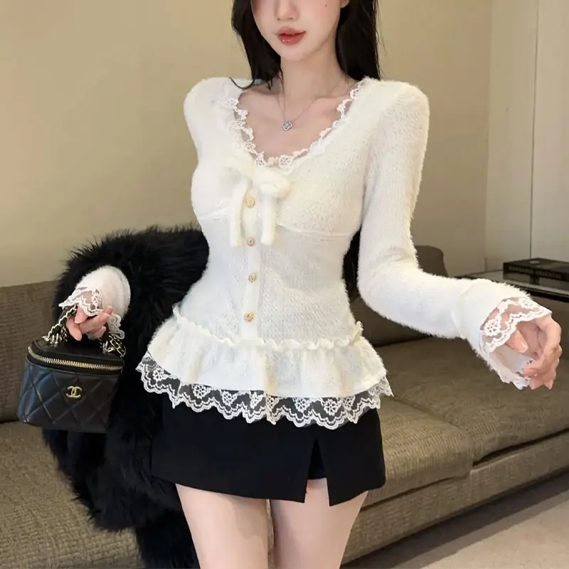 

French Style Bow Lace Spliced T-shirts Autumn Winter Sweet V-Neck Female Clothing Solid Color Slim Stylish Long Sleeve Pullovers