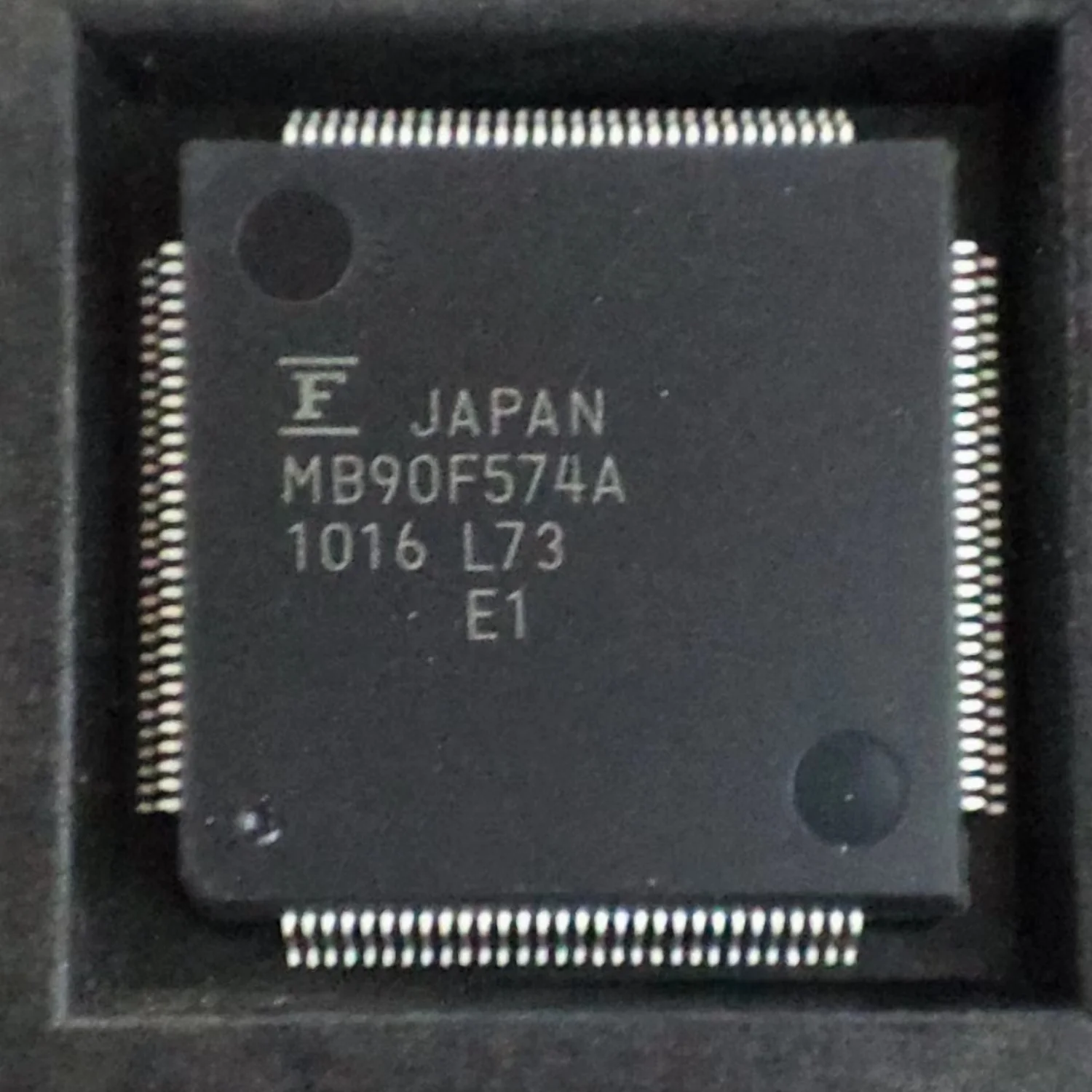 

1~10 шт./лот MB90F574A QFP120 MB90F574 100% новый оригинал.