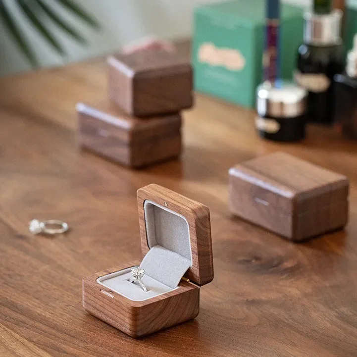 Mini Portable Walnut Wood Ring Box,Single/Double Slot Ring Case with Clear Window,Compact Jewelry Holder for Travel & Daily Use