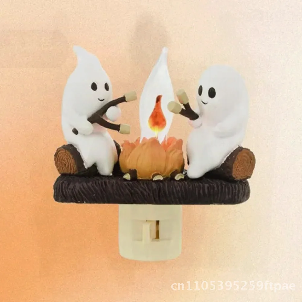 Ghost Campfire Flickering Nightlight Halloween Resin Flashing Ghost Fire Light for Atmosphere Decoration