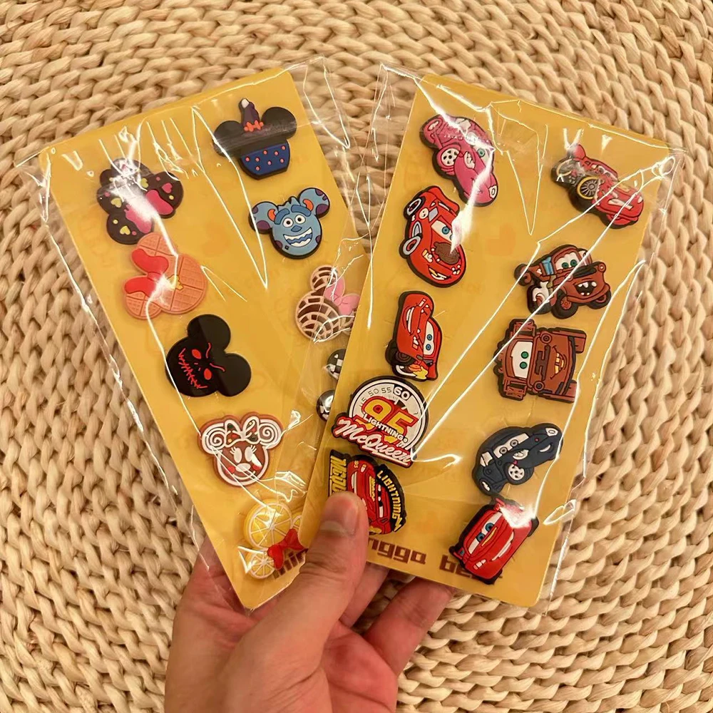 10 pçs/set Disney Princesa Marvel herói Star Wars Sanrio PVC Sapatos Encantos Decorações Fit Sapatos/pulseiras Festa Presentes de Aniversário