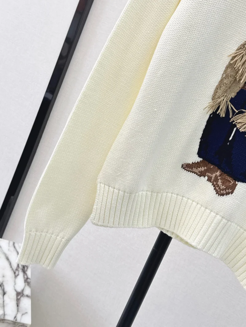 2024 Autumn/Winter New Women\'s White Casual Warm Cotton Sweater Khaki Tassel Jacket Cartoon Bear Pattern