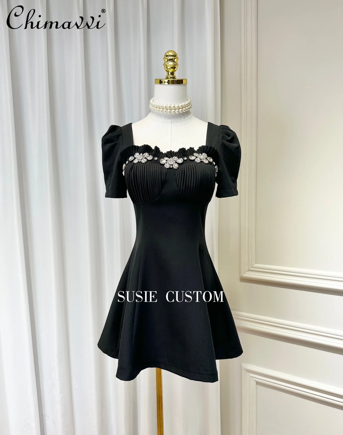 

Light Luxury Heavy Rhinestone Beaded Dress French Style Puff Sleeve Pleated Fungus Sideband Chest Pad Waist-Tight A-line Dress