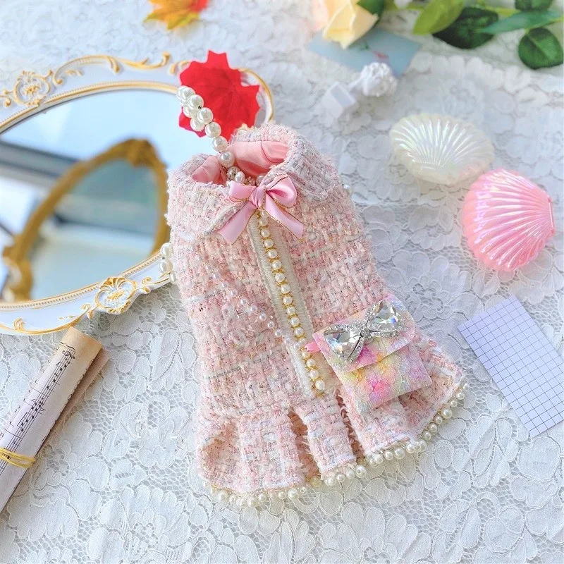 

Handmade Dog Clothes Pet Coat Dress Pink Tweed Little Fairy Princess Outfit Pearls Skirt C**L Style Chain Bag Accessories Yorkie