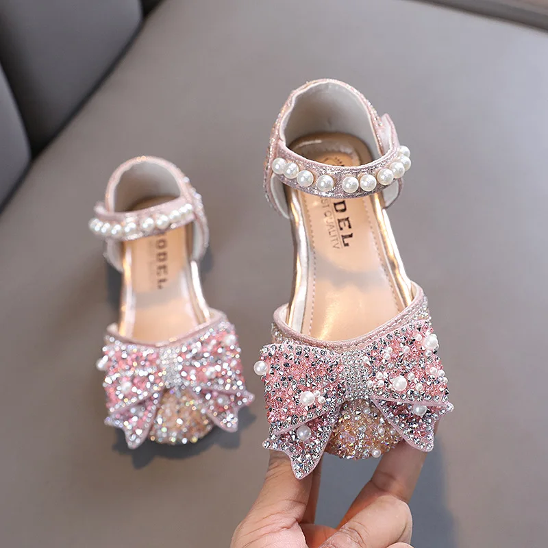 

Girls Rhinestone Sandals Fashion Children's Sequined Bow Flower Princess Sandals Kids Soft Bottom Wedding Shoes J356