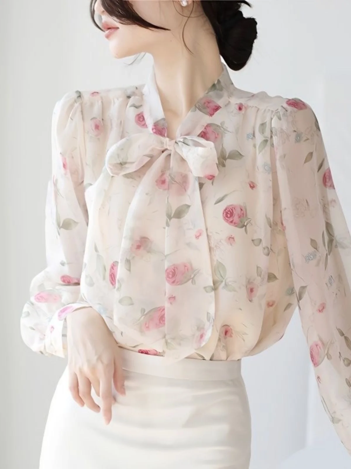 

Trendy Spring Summer Women's Chiffon Shirt Thin Bubble Sleeve Knot Top Fashionable Commute Style V-neck Long Sleeve