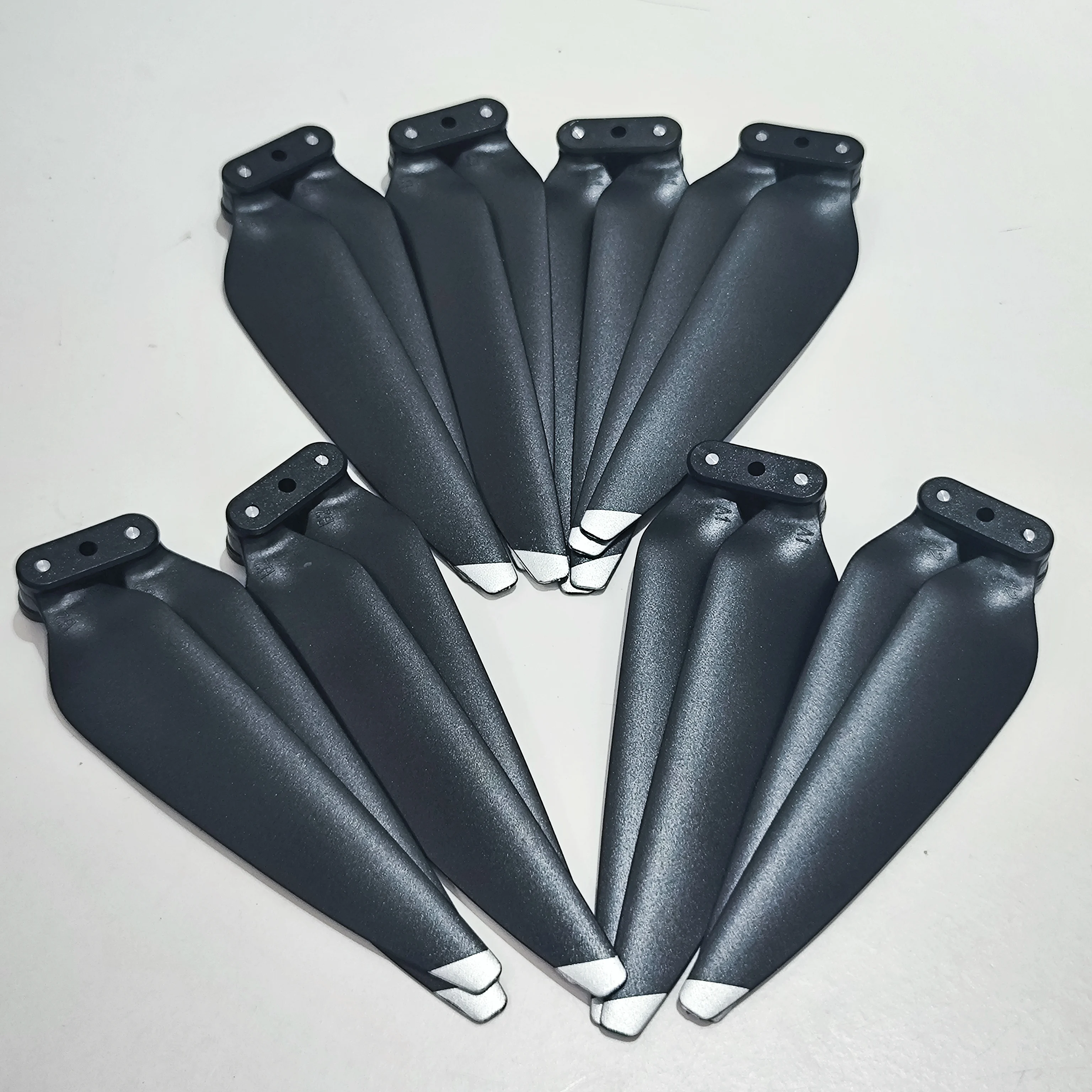 

8PCS P7MAX Drone P7 Max GPS Brushless Motor RC Quadcopter Spare Parts Maple Leaf Wings Fan Accessories Propellers Blades