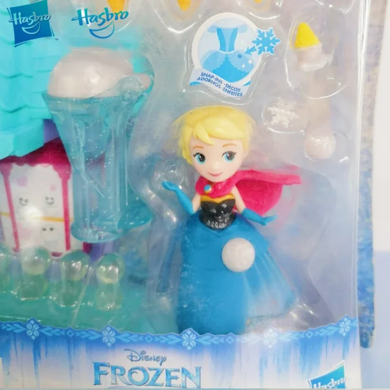 Genuine Anime Disney Princess Action Figure Frozen Ariel Rapunzel Cinderella Snow White Sledding Scene Doll Toy Decoration Gifts