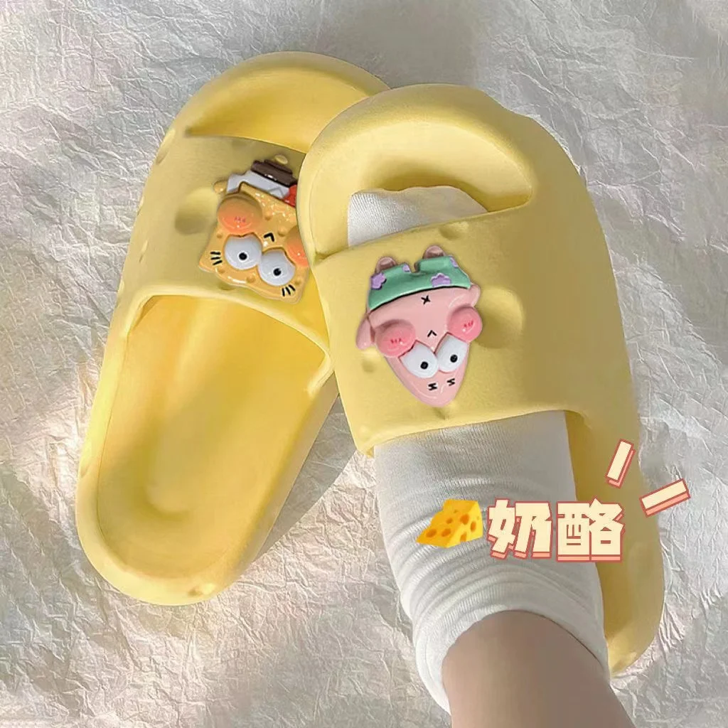 2024 discount summer New SpongeBob SquarePants Women\'s plus size real picture Outwear Home cheap yellow Slippers women sandals
