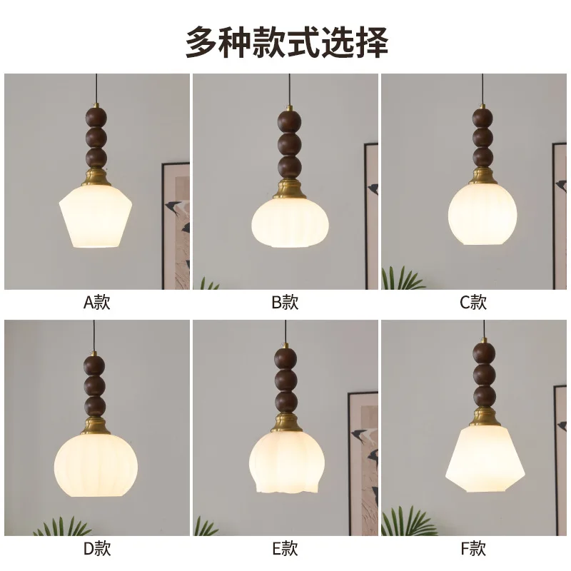 

French antique style bedroom bedside small chandelier retro wabi wind B & B aisle bar entrance glass chandelier