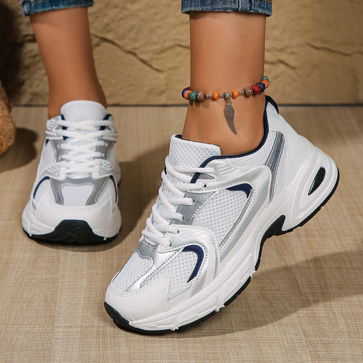 

Women Breathable Sneakers Sport Running Flats Platform Zapatos Para Mujer Autumn New Hiking Comfort Walking Lace Up Women Shoes