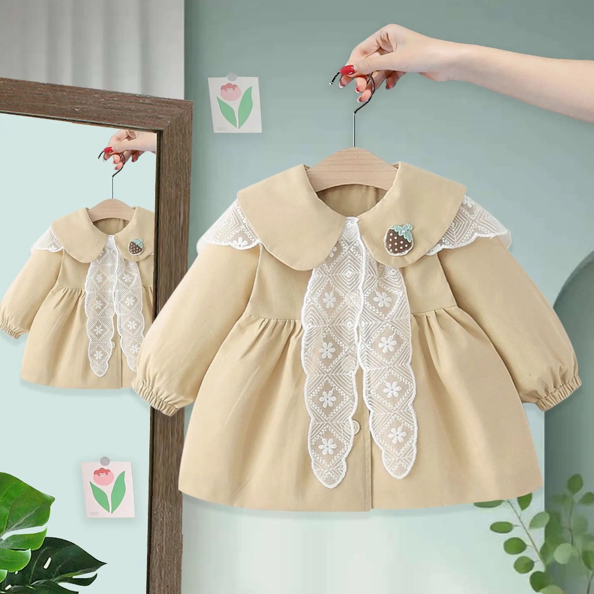 Children's Clothing Autumn New Girls Long-sleeved Jacket Children Strawberry Collar Casual Trench Coat Baby Outing Clothes