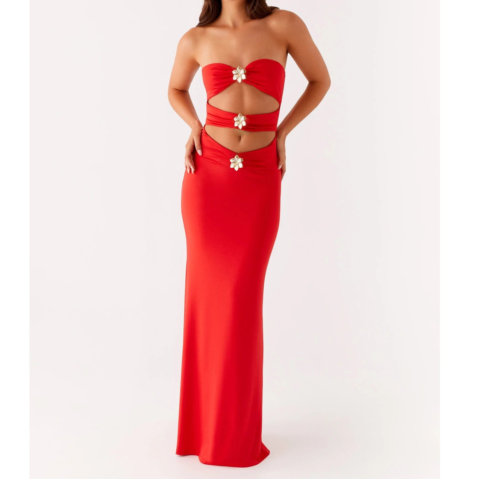 ผู้หญิงที่ไม่มีสายหนังดอกไม้Appliquesแขนกุดชุดเซ็กซี่Beachwearฤดูร้อนHollow Elegant A-Line Slip CamiยาวSundress