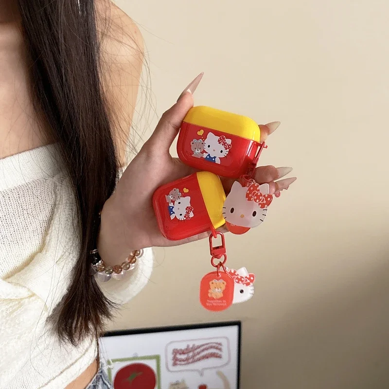 かわいいサンリオハローキティイヤホンケース Airpods 1 2 3 4 プロ 2 ワイヤレス Bluetooth ヘッドセット保護ソフトカバーとペンダント