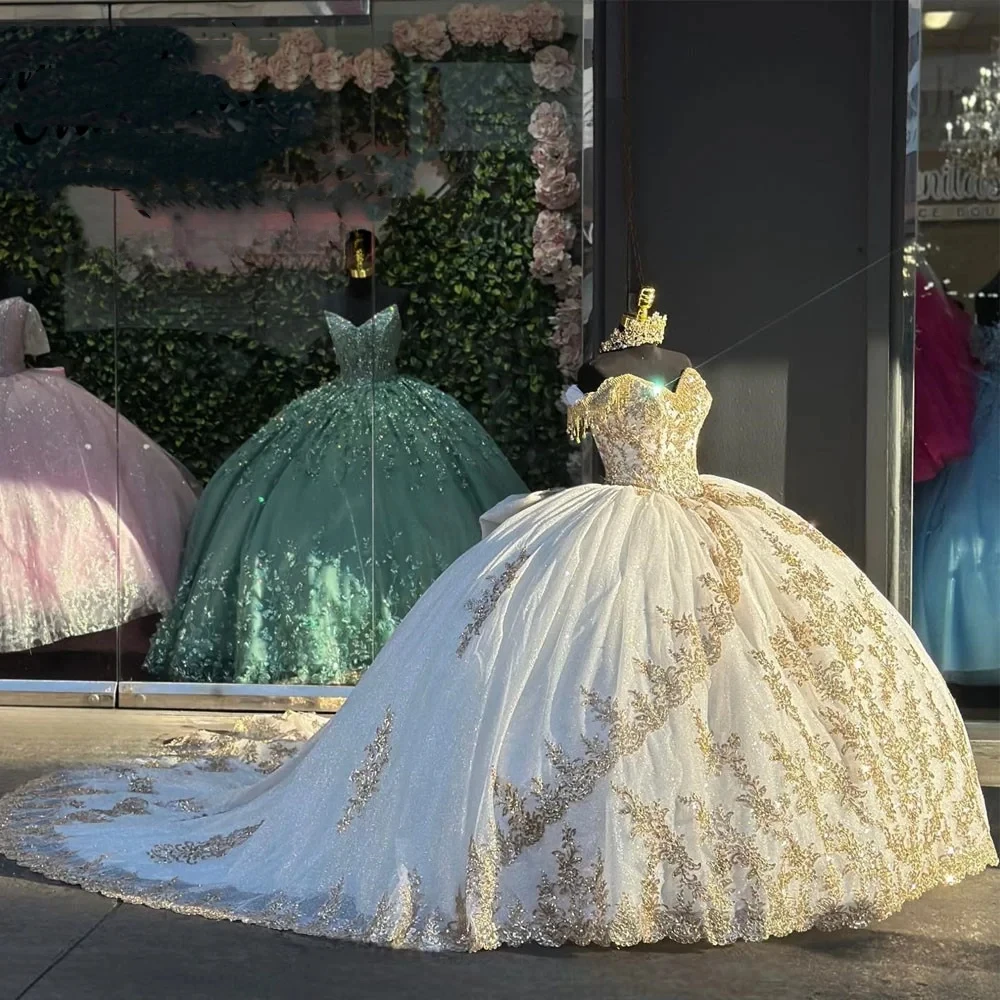 

Платье Quinceanera цвета шампанского по индивидуальному заказу, золотое кружевное платье с аппликацией, милое платье принцессы в форме сердца, милое платье для дня рождения 15,