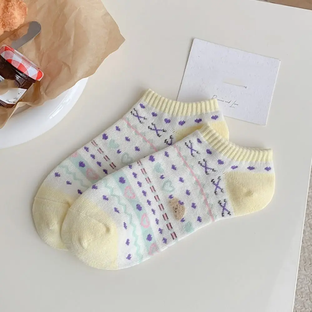 5 أزواج لطيف لون الحلوى القلب الجوارب القصيرة تنفس Ins نمط الحلو الكاحل الجوارب لوليتا الإناث الجوارب الجوارب النساء سيدة
