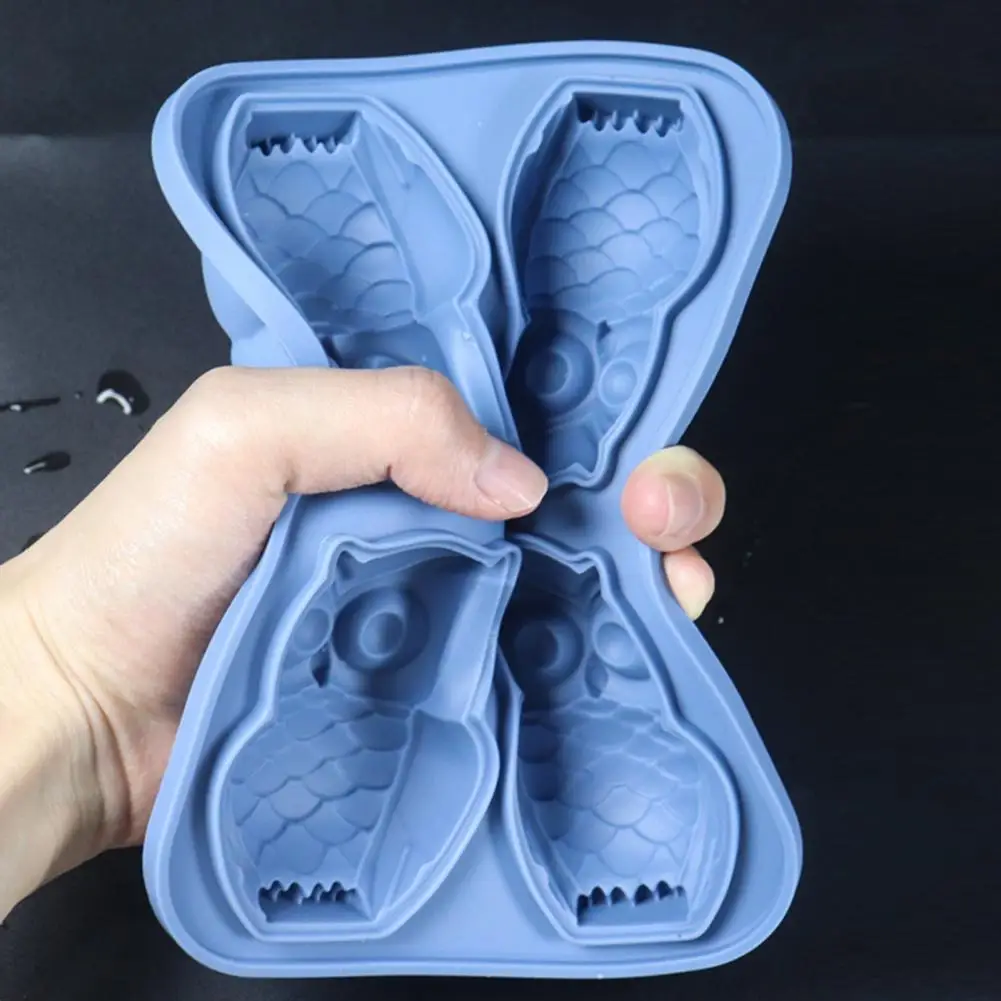 

Owl Shaped Ice Tray Penguin Ice Cube Mold Fun Functional Ice Cube Tray Set with Funnel-shaped Lids Penguin Owl for Drinks