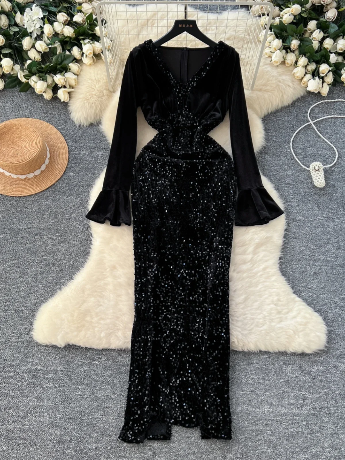 Gala Party Dress Female High-end Socialite Sexy V-neck Gold Velvet Horn Sleeve Splicing Sequin Sparkling Maxi Dresses for Women