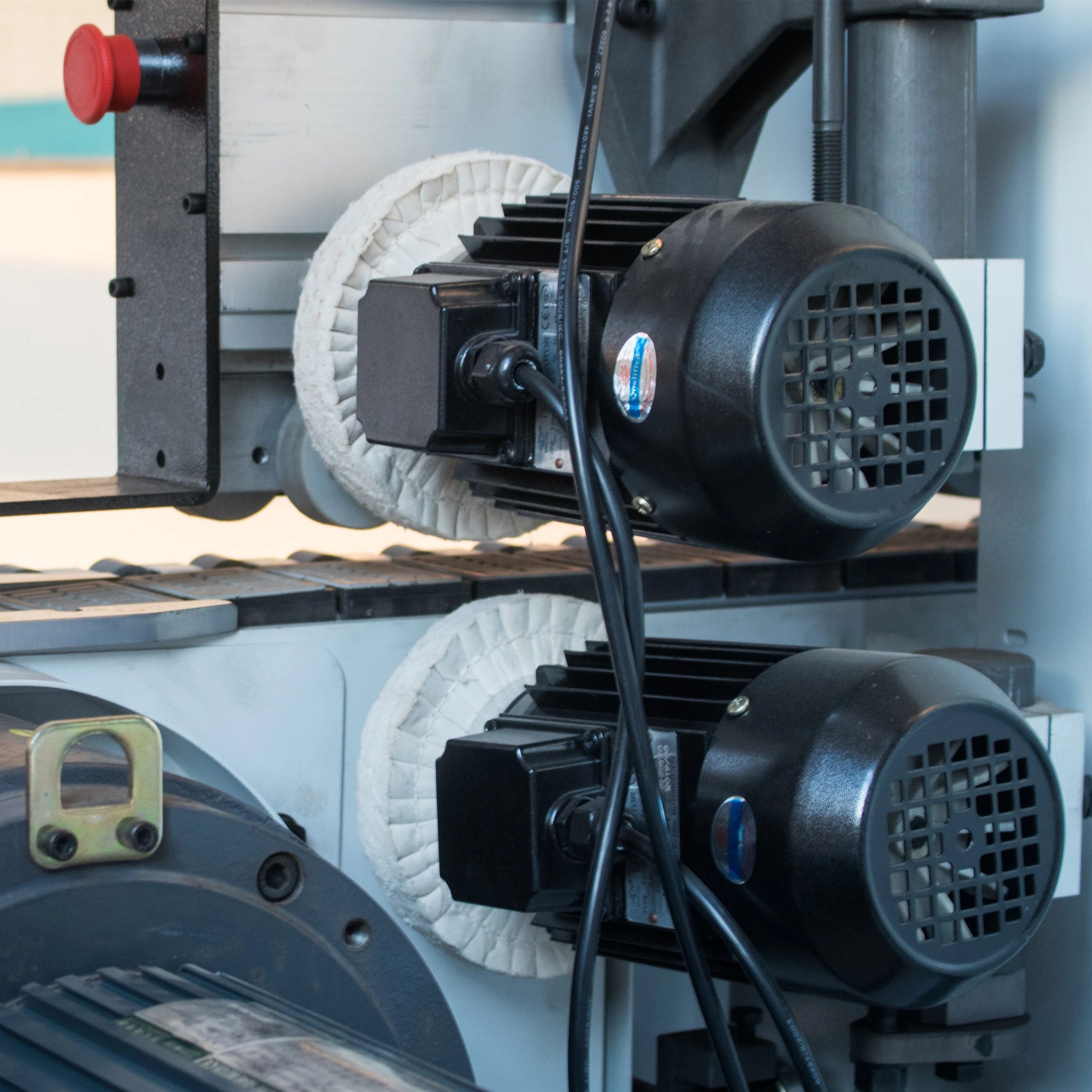 Quick Wood Based Panel Cabinet Automatic Linear Wood Based Panels Machinery Edge Banding Machine Edge Trimming Machine