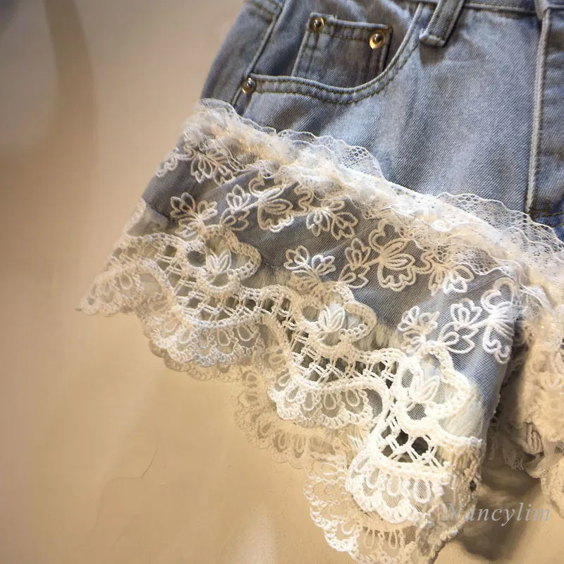 European Style Denim Shorts, Lace Patchwork Denim Shorts, 2025 Summer New Splicing Cloth, High Waist Hot Pants