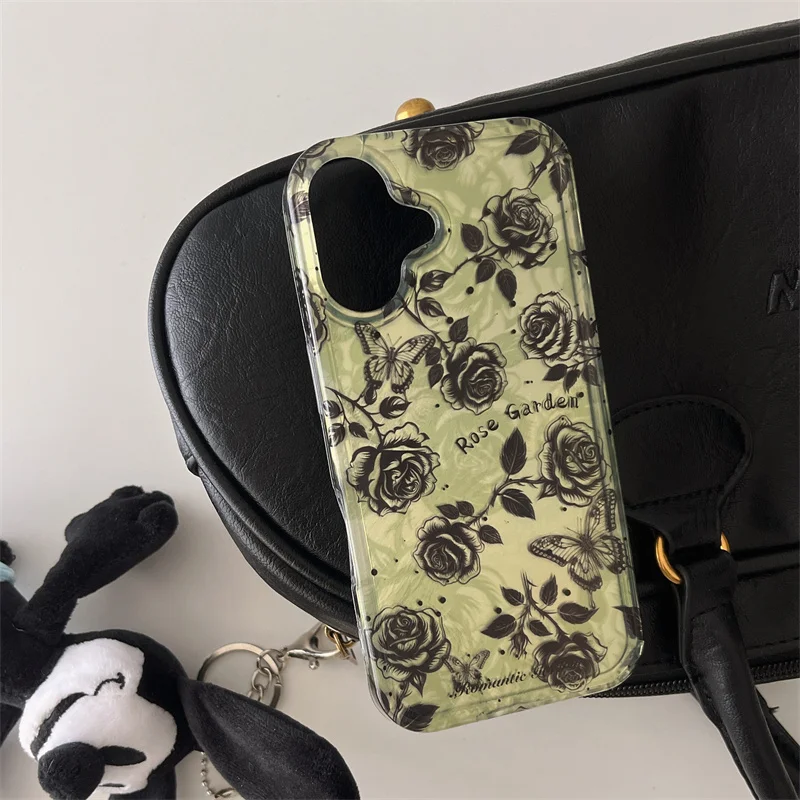 Vintage Whirlpool Pattern with Green Background Black Rose phone case For iPhone 12 13 14 15 16 pro max