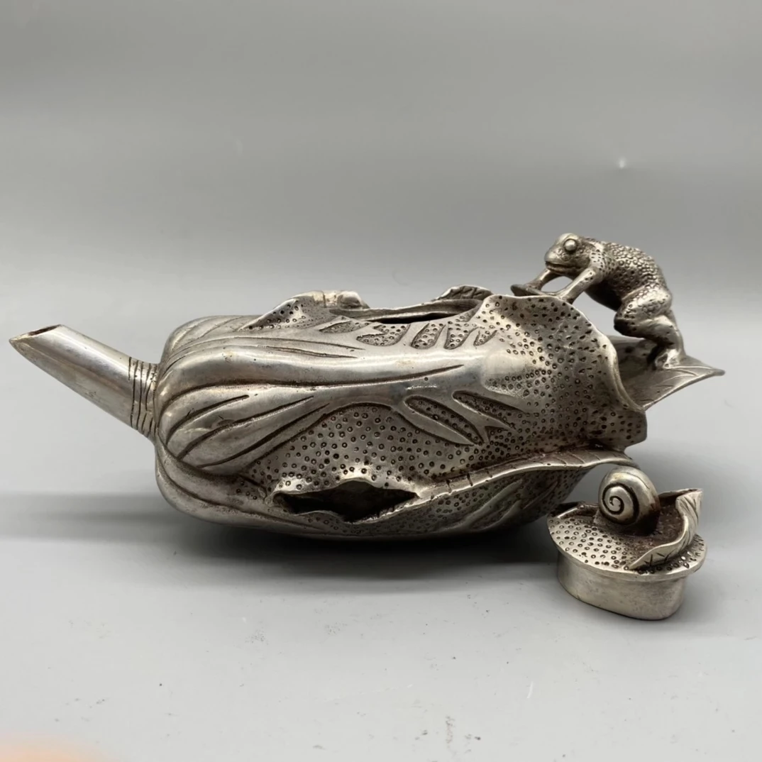 

Collectible Decorated Handwork Tibet Silver Carved Frog Cabbage TeaPot