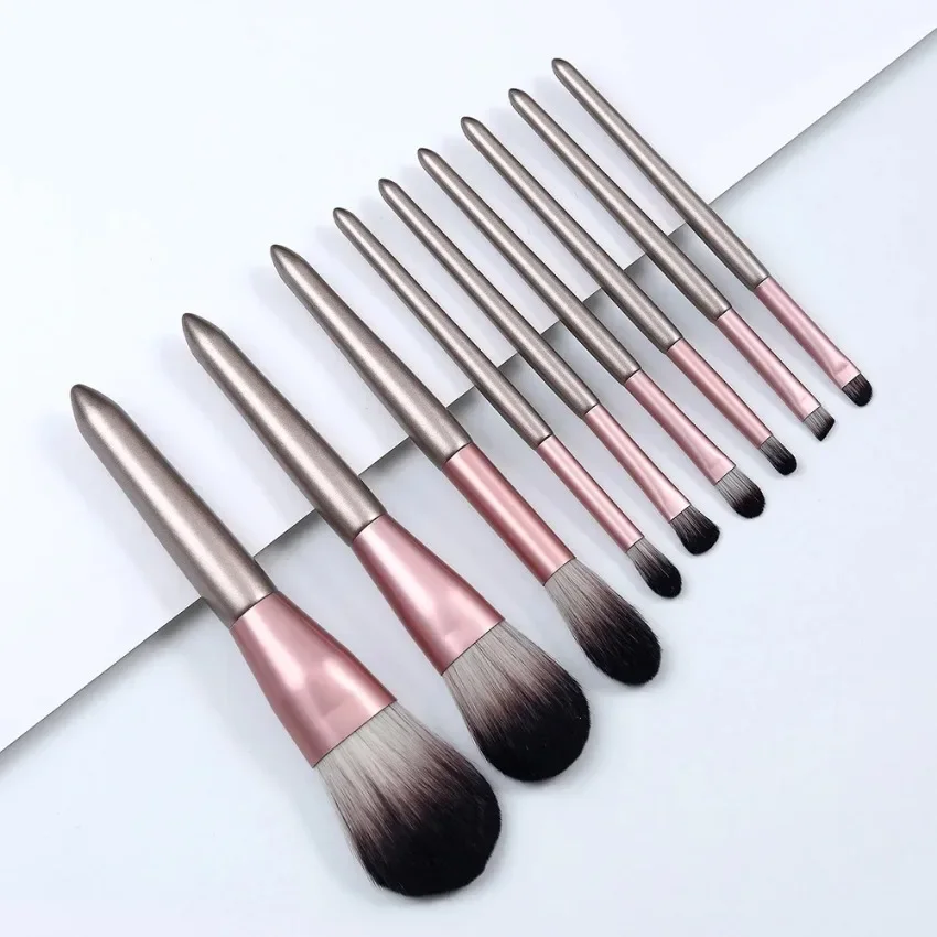 Custom 9pcs/sets Super Soft Makeup Brush Kit Professional Small Pudding Eyeshadow Loose Powder Blush Brush Makeup Tools Bulk