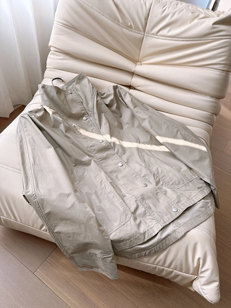 

Lightweight Oil Wax Feel mat Loose Korean Sle Commute Windbreaker Mid-Length Coat Stand Collar Versatile Casual Oute...