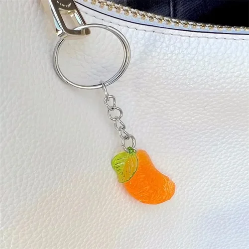 귀여운 오렌지 키 체인 y2k 귤 키 체인, 음식 과일, 상쾌한 오렌지 조각, 현실적인 키 체인 
