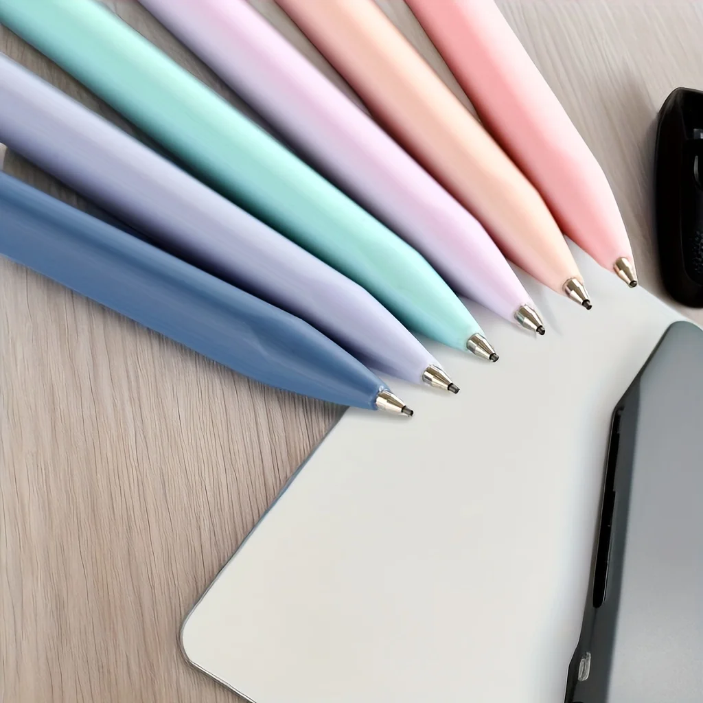 Pastel-colored mechanical pencil set, containing 1/6 cute telescopic pencils. The colored mechanical pencils are suitable for