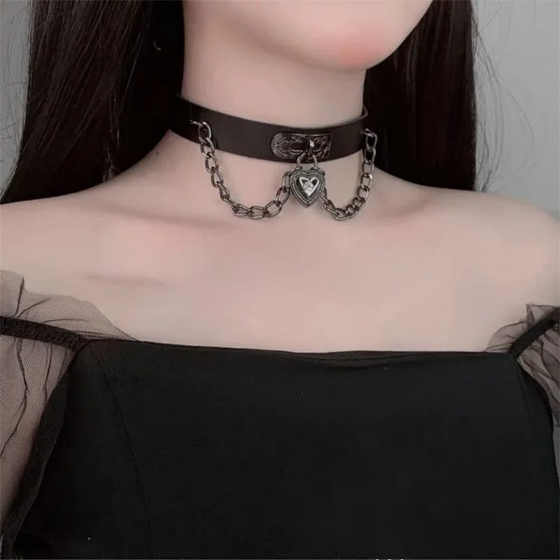 Vintage Gothic Punk Heart Lock Choker Necklaces For Women Teens Girls Retro Punk Hip Hop Leather Neckalce Fashion Jewelry Gifts