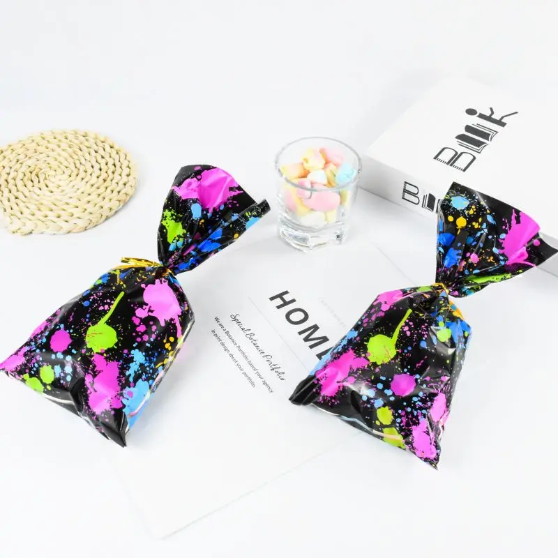 

50pcs Art Graffiti Candy Bags Plastic Fluorescent Themed Gift Packaging Bag Children's Birthday Party Decoration Supplies