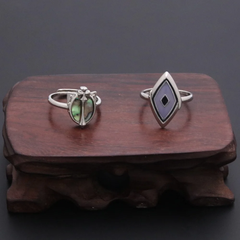 女の子用の調整可能なリングセット,風水用のパンタトーンの調節可能なリングセット,ハロウィーンパーティー用の靴,1個セット