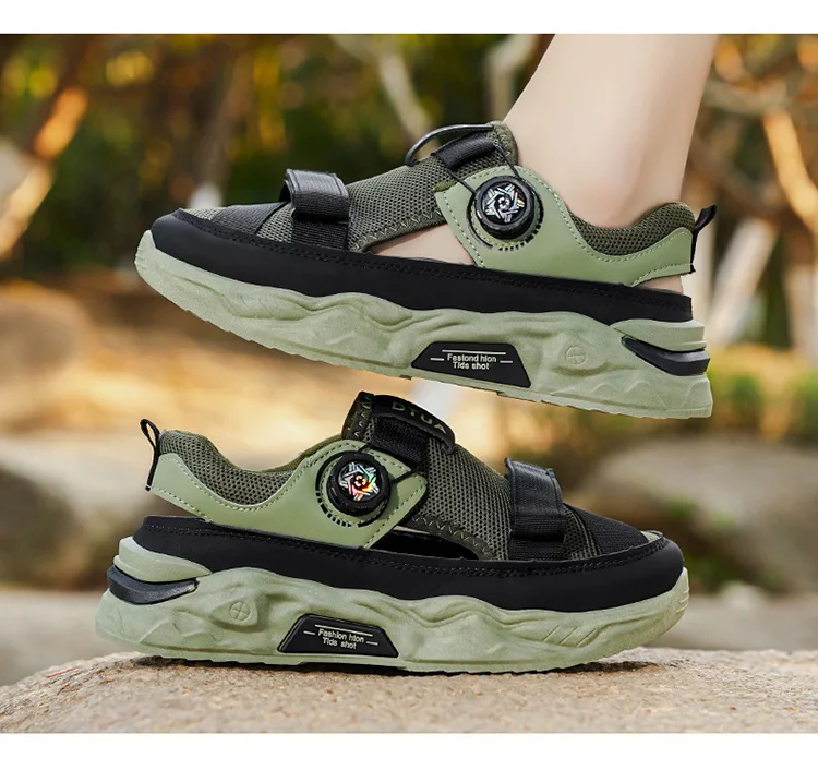 

2026 Summer Luxury Sandals Men's Breathable Hole casual Shoe Trendy Outerwear Sport thick soled Beach sport slipper mesh sneaker