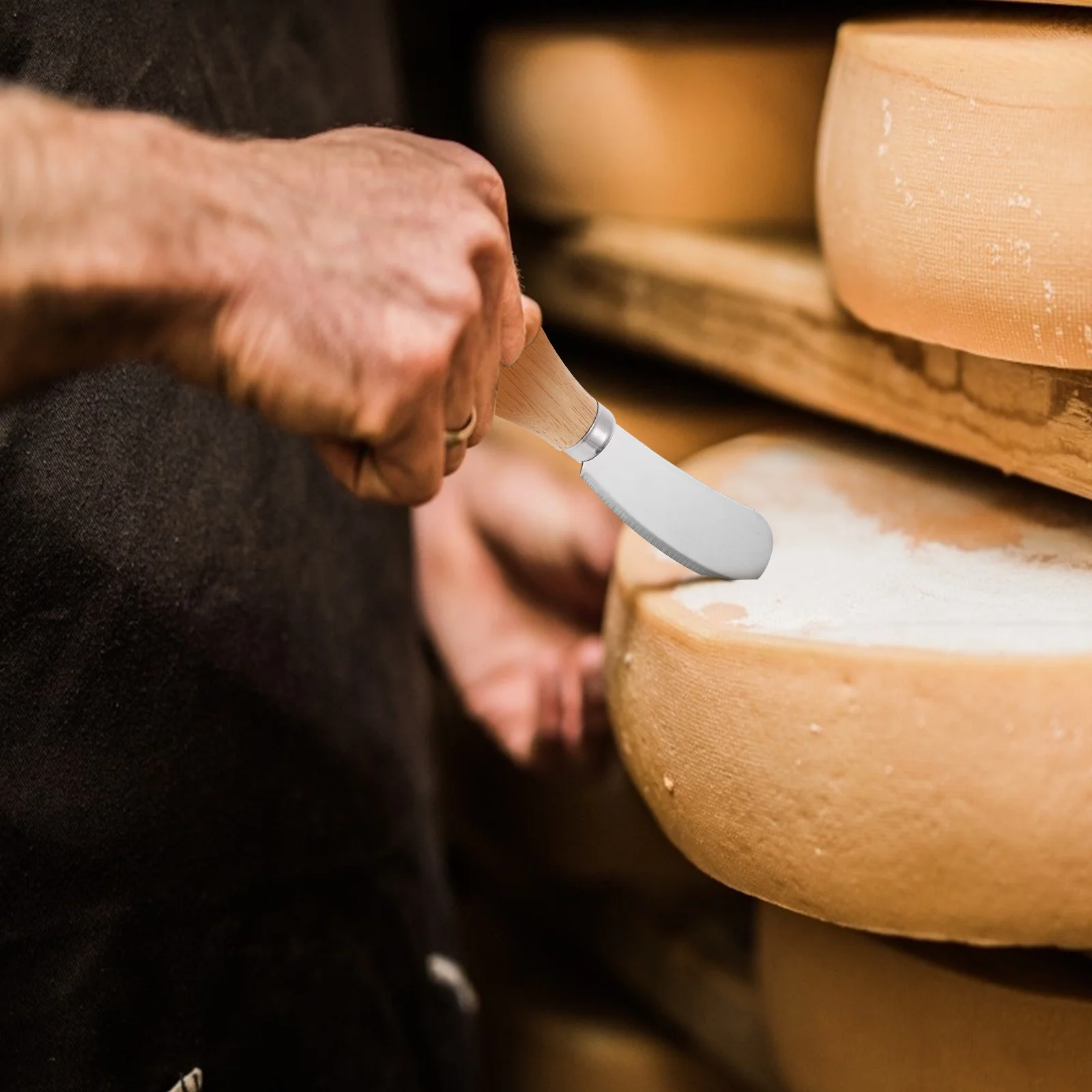 

6Pcs Antirust Cheese Cutter Set Stylish Polished Blades Wood Finish Spreader for Entertaining Guests Cheese Spreader