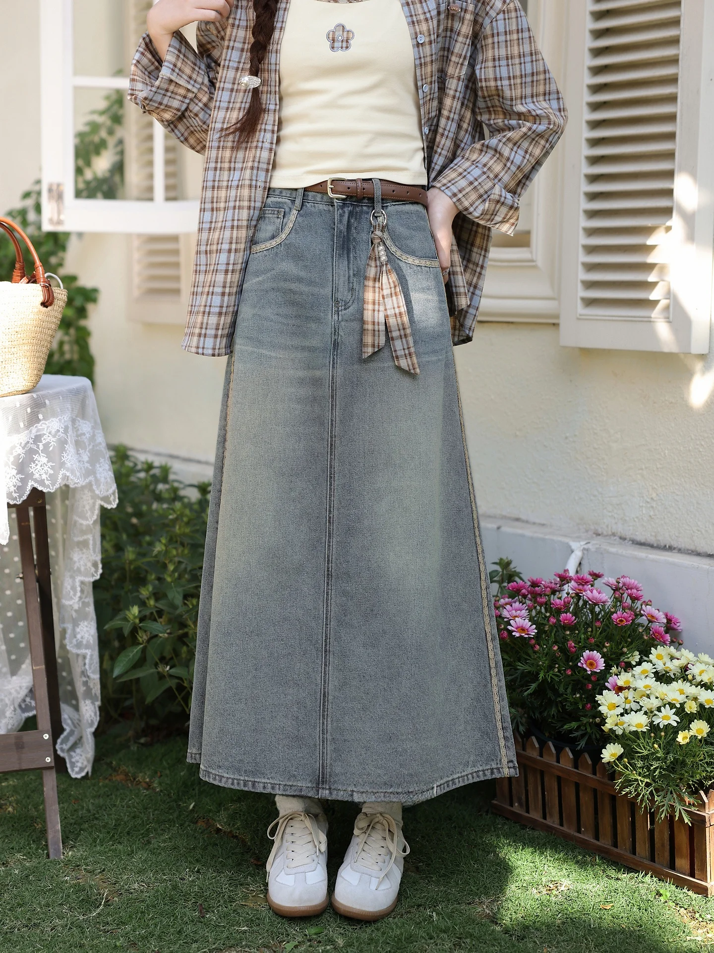 

Stylish Retro Washed Blue High Waist A-Line Skirt for Women Spring Season Meat Concealing Commute Simple Design Leather ...