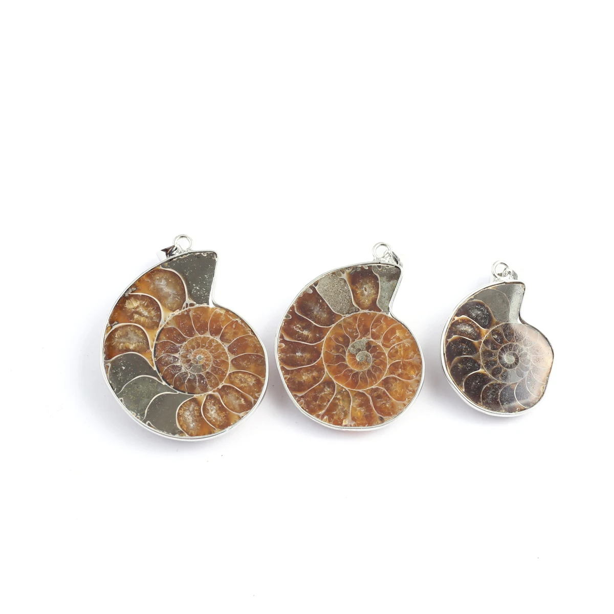 1pc Natural Stone Pendants Snail Shell Shaped Seashell Pendant Charms for Jewelry Making DIY Women Men Necklace Gifts