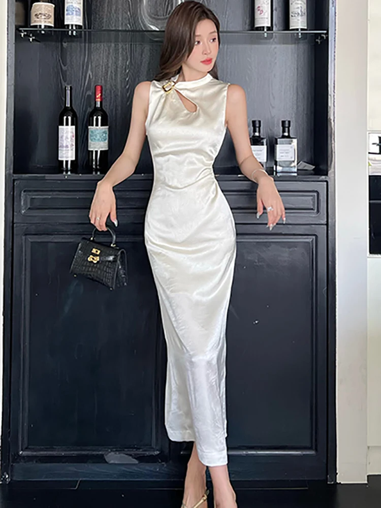 Verano púrpura satén Jacquard ahueca hacia fuera el vestido largo con cuello levantado mujeres elegante vestido internacional de lujo 2025 vestido coreano Chic