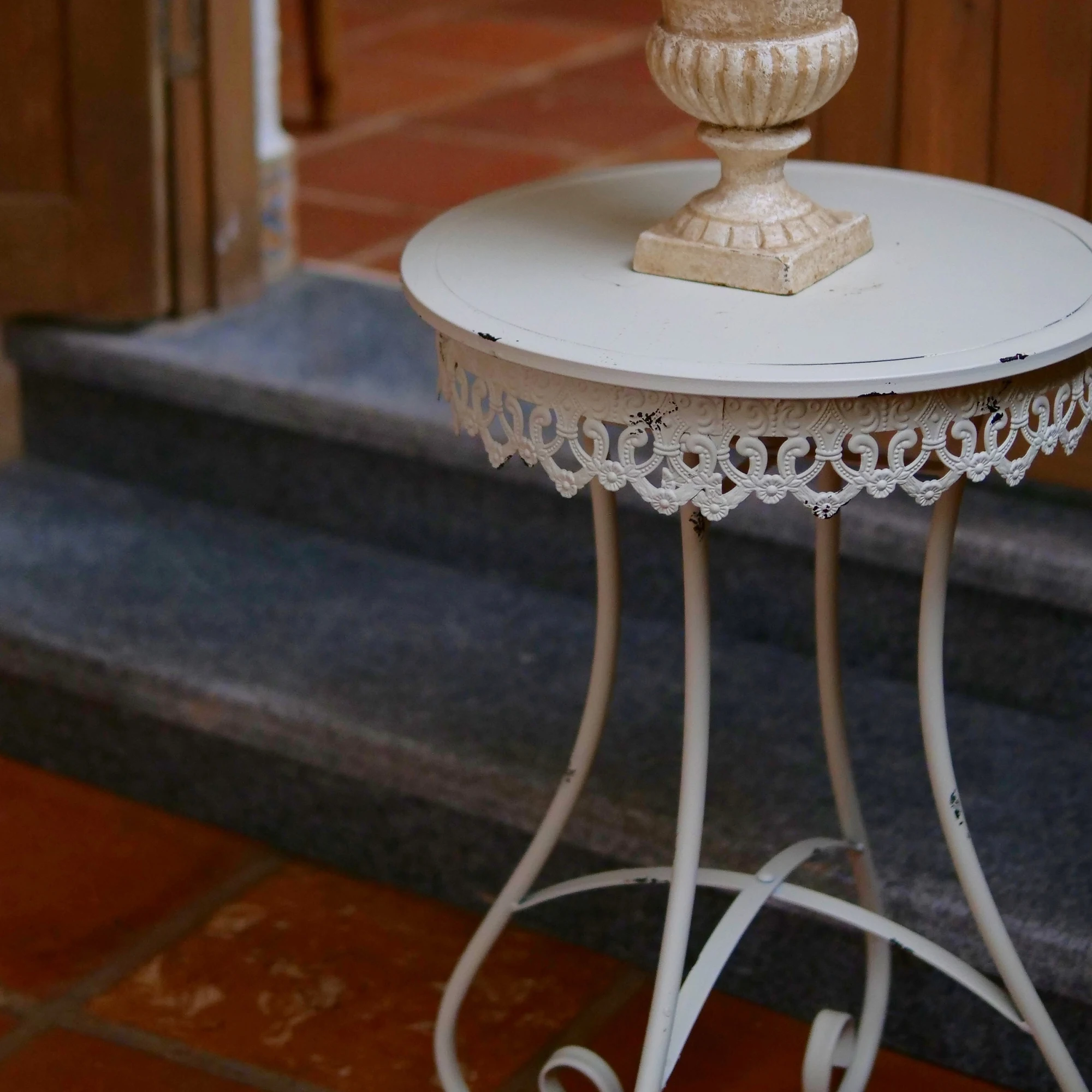 Vintage White Round Metal Living Room Decor Coffee Table and Side Table