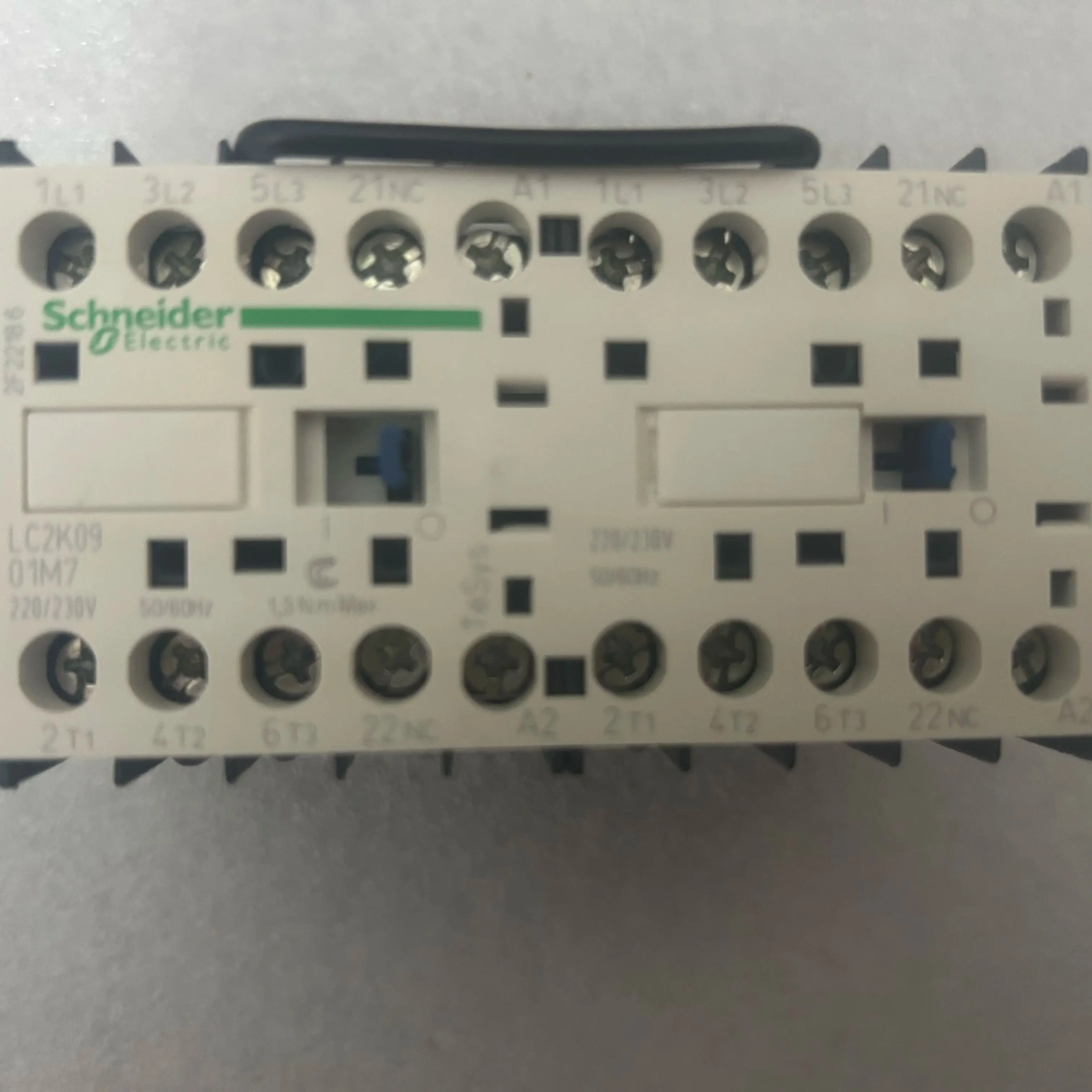 LC2K0901M7 LC2-K0901M7 reversing contactor