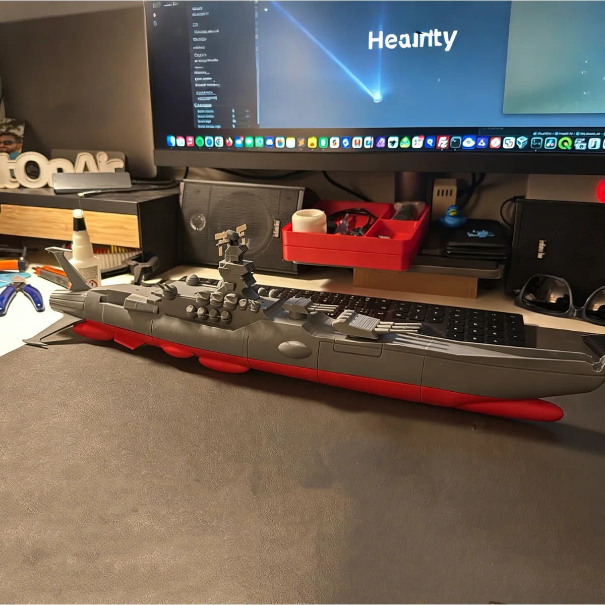 

40cm Space Battleship Yamato Assembly Model 3D Printed Forming Space Battleship Static Model Ship Toy Ornament