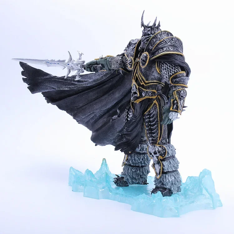 22cm Game WOW Character DC7 Fall of the Lich King Arthas Menethil Action figure Model PVC statue Collectible Model kids gift