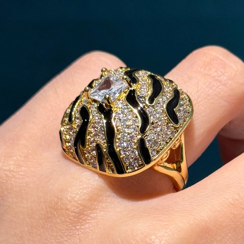 

Vintage Square Enamel Leopard Paint Ring Adjustable Rhinestone Charm Luxury Antique Gold Color Jewelry For Women 2026 Party