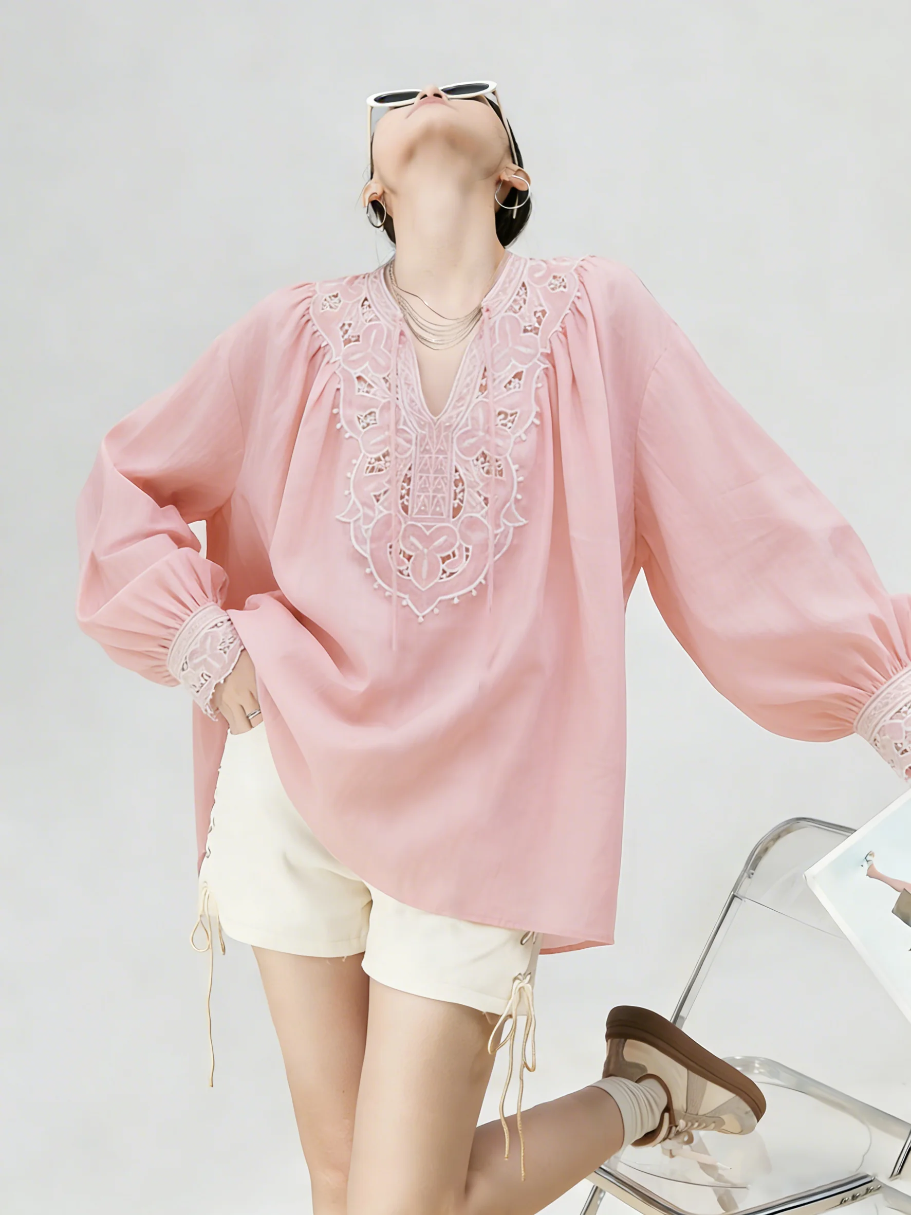 

Розовая вышитая рубашка с поясом и длинными рукавами, с V-образным вырезом, женская, повседневная, свободного кроя, для работы, весенняя модная тенденция