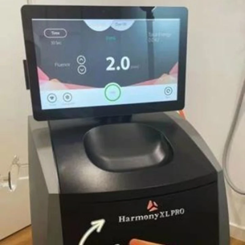 อุปกรณ์ความงามผิวสําหรับนม การซีดจางบางเบา ริ้วรอย กระ ไวท์เทนนิ่ง และร้านเสริมสวยมัลติฟังก์ชั่น