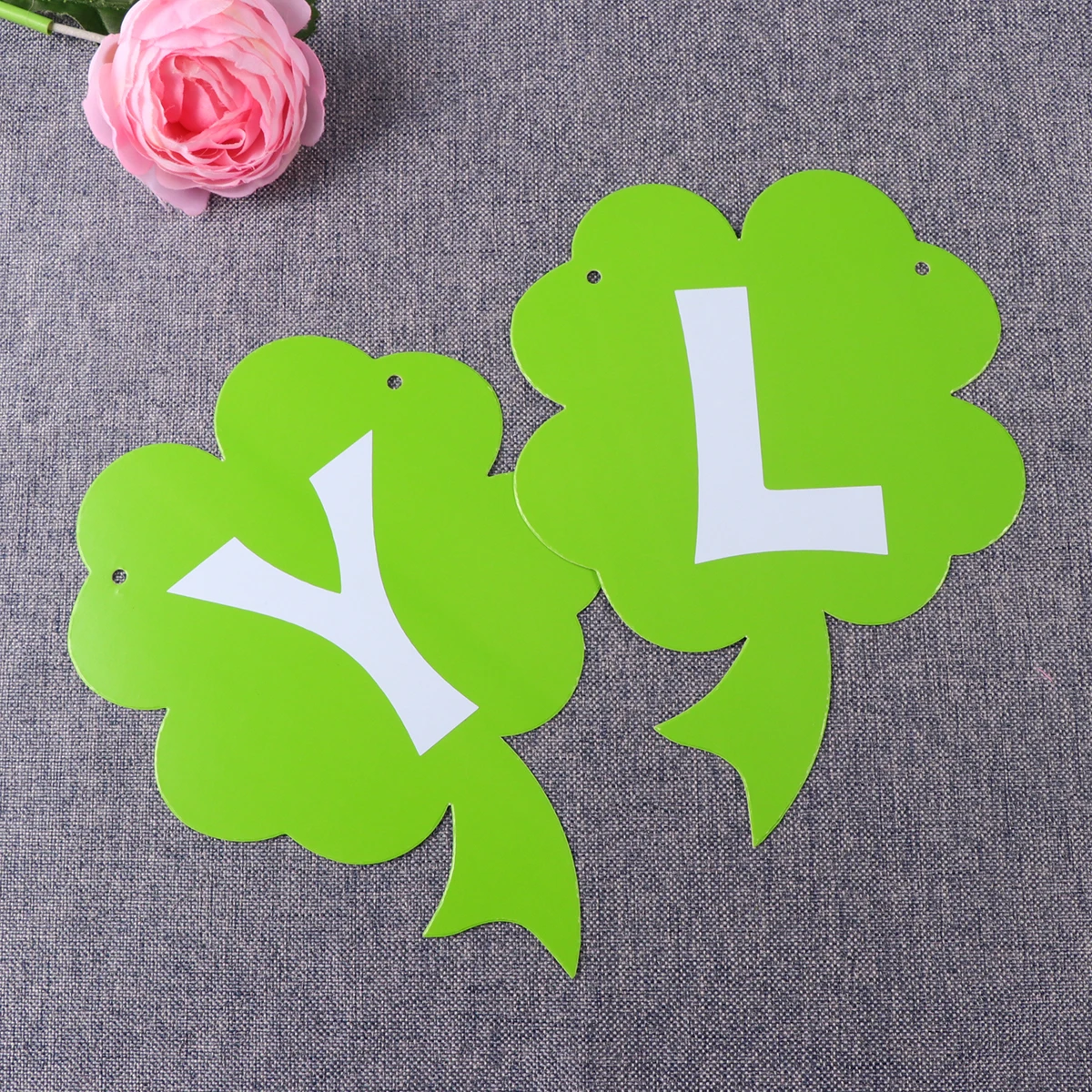 

3 Meters St Patricks Day Shamrock Banners Green Four Leaf Clover Garland Party Parade Decorations St Patrick Banner