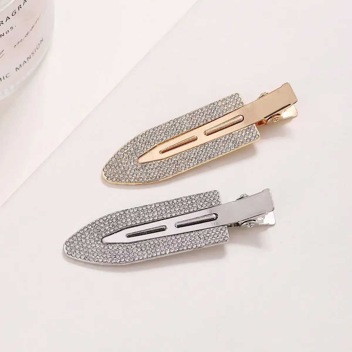 Seamless bangs hair clip, women's forehead side water diamond duckbeak clip, new broken hair clip, small clip headwear