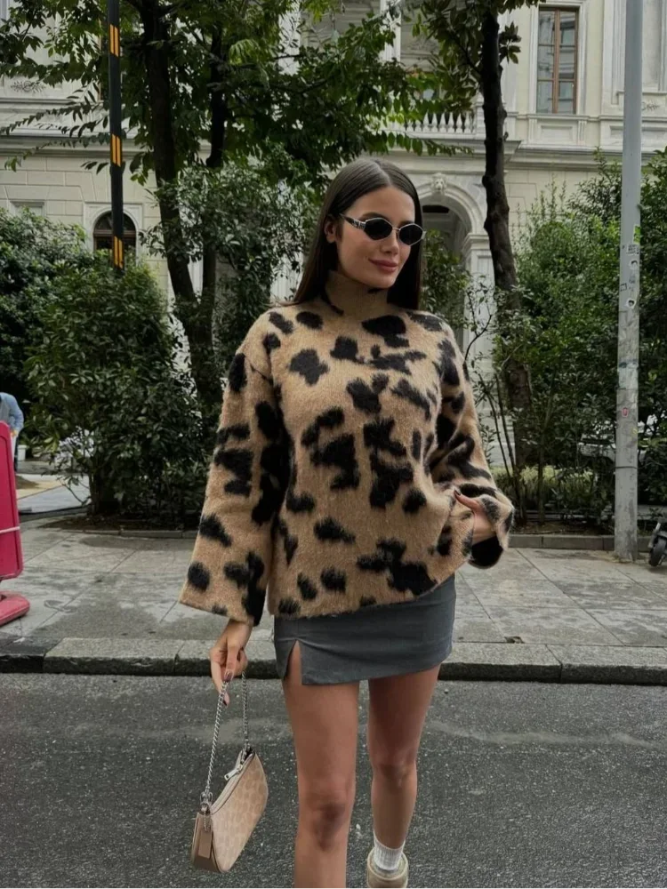 Fashion Leopard Print High Neck Cashmere Pullover Women Chic Long Cuffs Loose Mohair Kint Sweater 2024 Autumn Lady New Knitwear