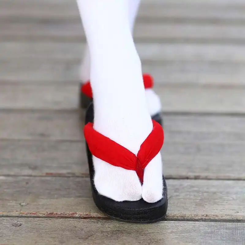 Women's Japanese Style Sandals Slippers Cosplay Japanese Flip-Flops Thick Sole Wooden Slippers Summer High Heels Japanese Style