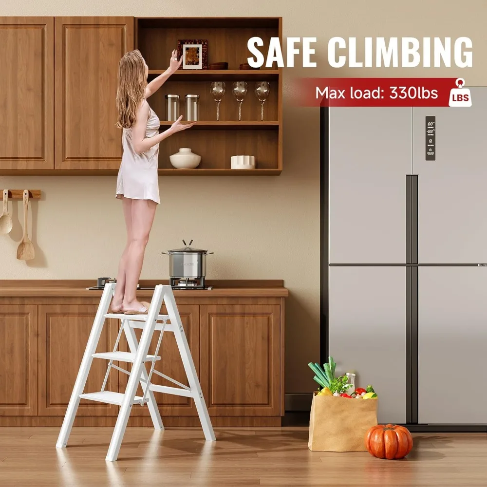 Escada dobrável de alumínio com degraus antiderrapantes para uso doméstico - leve e portátil